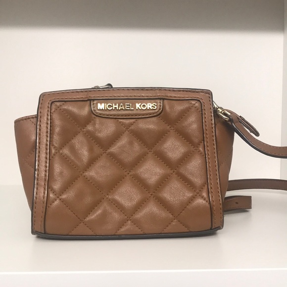 Michael Kors Handbags - Small quilted Michael Kors crossbody Michael Kors Handbags - Small quilted Michael Kors crossbody